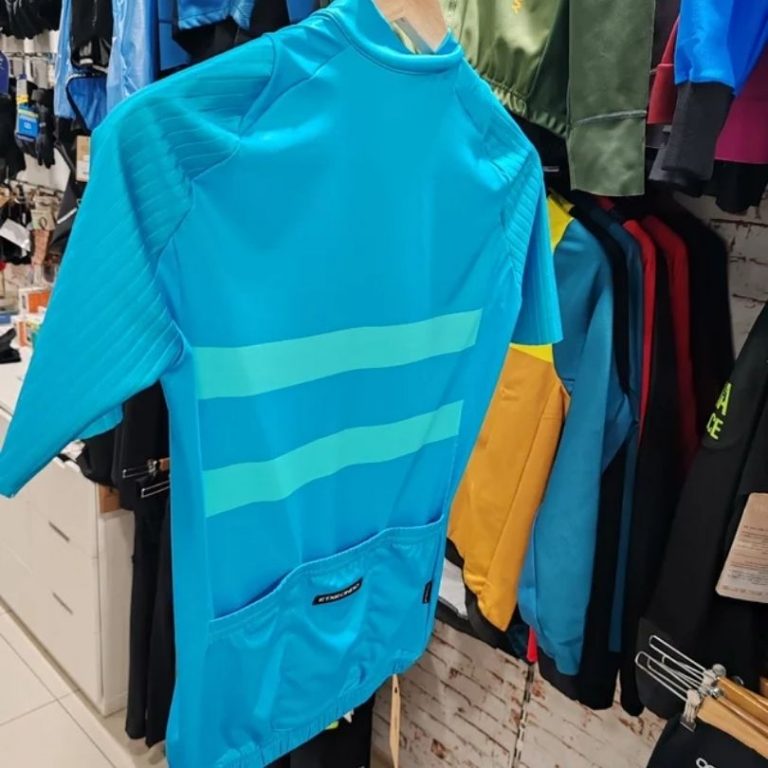Maillot de mujer marca Etxeondo en color azul