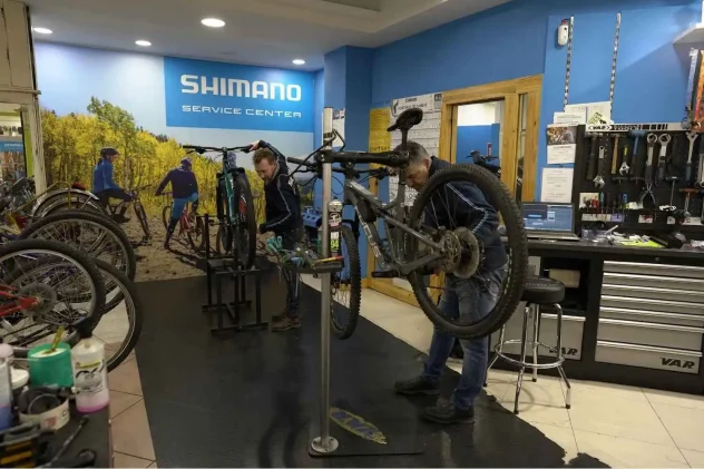 taller de reparación de bicicletas en nuestra tienda en Valladolid